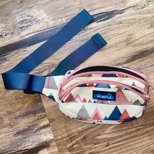 Kavu Fanny Pack 2 Zipper Pockets Blue Strap